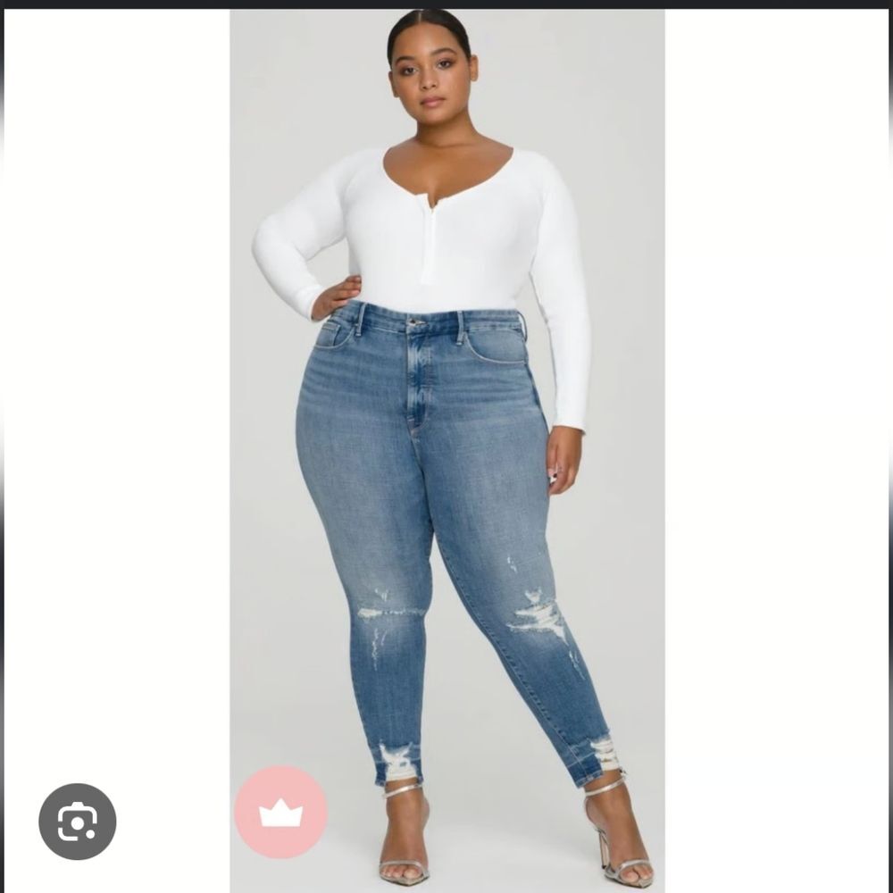 Good American Good Waist Crop chew hem
